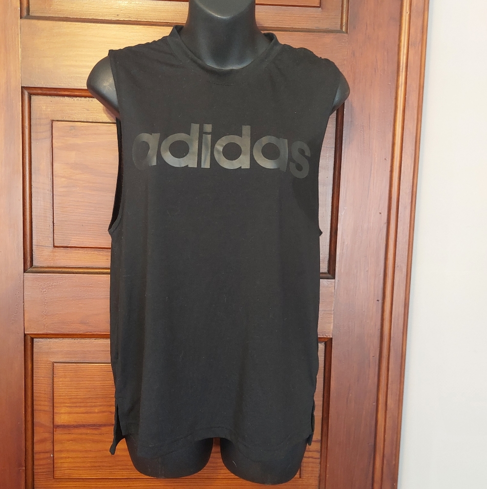 Adidas sleeveless top